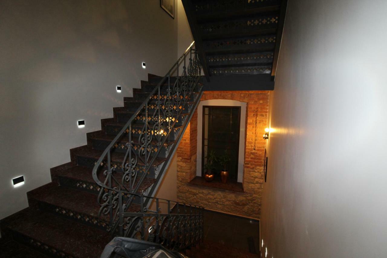 Apartamenty Centrum Czestochowa Stara Kamienica エクステリア 写真