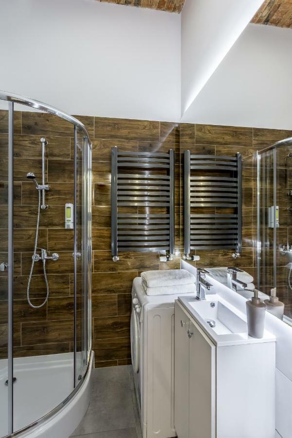 Apartamenty Centrum Czestochowa Stara Kamienica エクステリア 写真